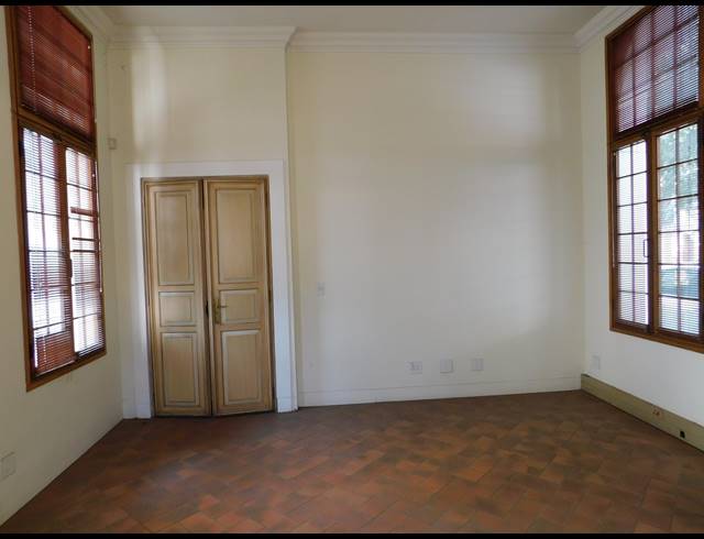 450M² OFFICE TO LET IN PARKTOWN